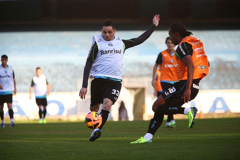 Par&aacute; projeta duelo especial nos 110 anos do Gr&ecirc;mio 
