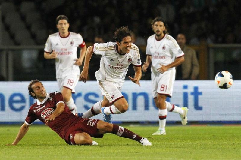 Kak&aacute; voltou ao Milan diante do Torino no s&aacute;bado