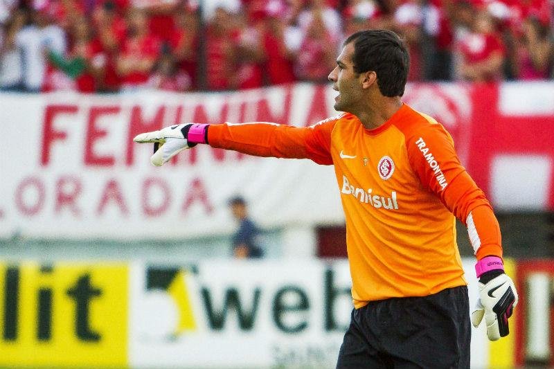 Muriel recuperou a condi&ccedil;&atilde;o de titular com a les&atilde;o do irm&atilde;o Alisson
