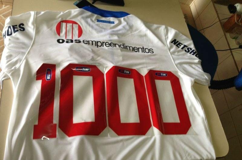 Bahia divulgou camisa com n&uacute;mero 1000 nas costas