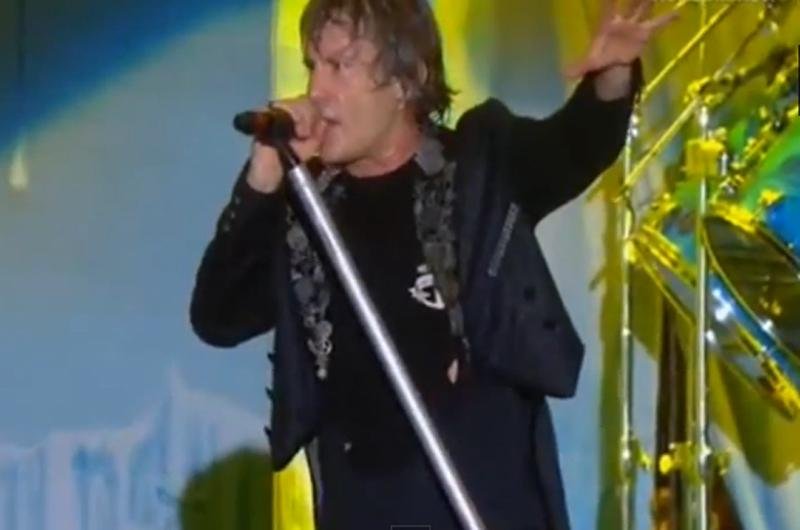 Vocalista Bruce Dickinson conversou com o p&uacute;blico durante o show