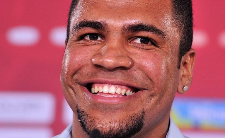 Ex-jogador do Bayern de Munique tem contrato com S&atilde;o Paulo at&eacute; 2015