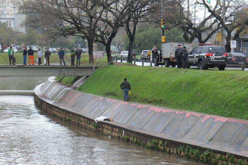 Corpo foi encontrado na tarde de segunda-feira