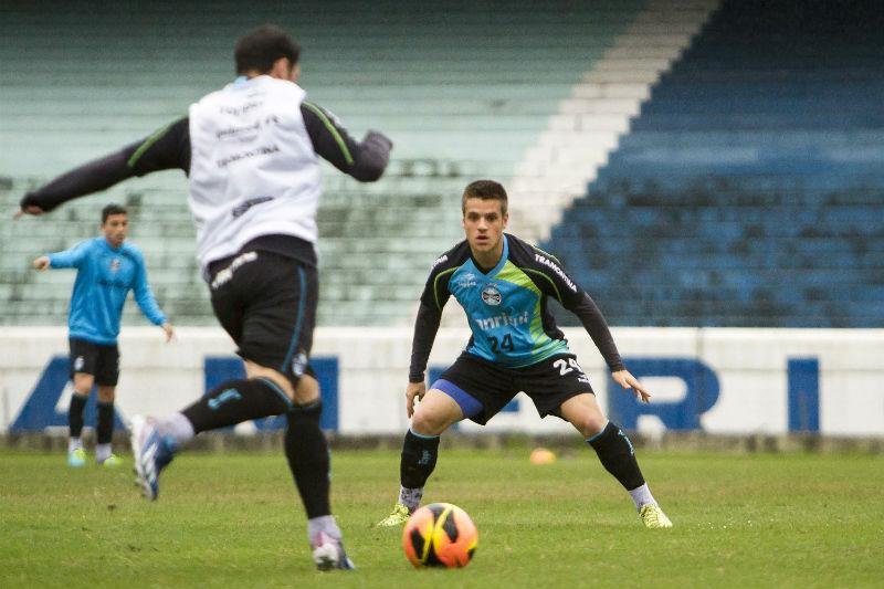 Ramiro valoriza sistema defensivo do Gr&ecirc;mio