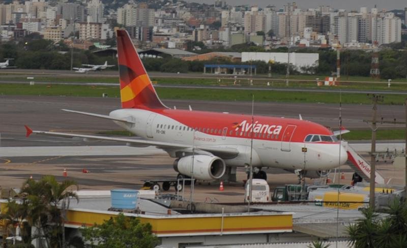 Aeronave da Avianca precisou retornar ao aeroporto de Porto Alegre
