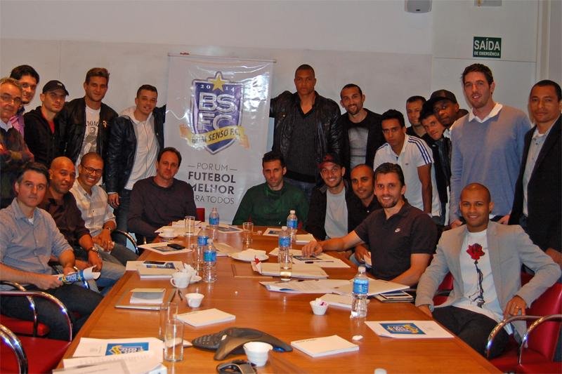 Vinte jogadores se encontraram para a primeira reuni&atilde;o