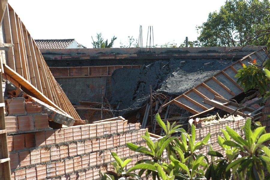 Desabamento de uma laje deixou sete pessoas feridas