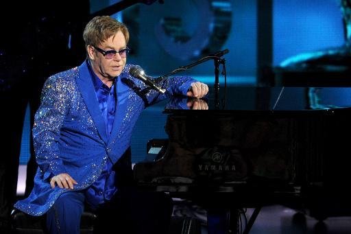 Elton John far&aacute; shows em Moscou e Kazan em dezembro