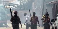 Forças de segurança monitoram lugar onde Igreja foi incendiada no Quênia