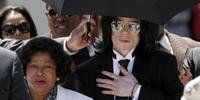 Mãe de Michael Jackson nega tentativa de extorsão à produtora