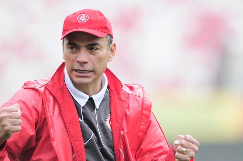 Inter confirma Clemer como t&eacute;cnico interino