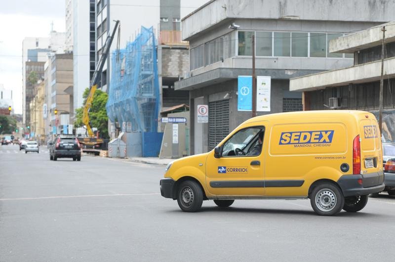 Carteiros fizeram mutir&atilde;o para p&ocirc;r em dia a entrega de correspond&ecirc;ncia