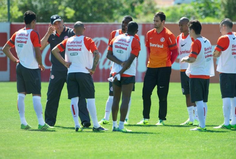 Clemer revela contato com Abel ap&oacute;s vit&oacute;ria contra Fluminense
