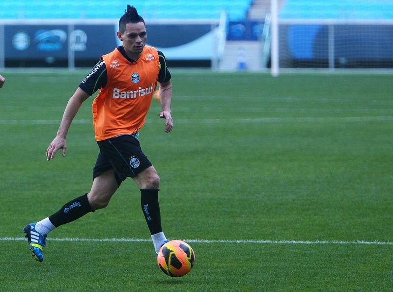 Press&atilde;o sobre Crici&uacute;ma deixa jogo complicado para Gr&ecirc;mio, analisa Par&aacute;