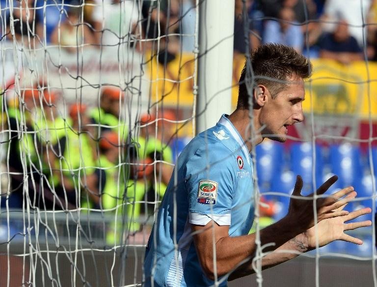 Miroslav Klose estaria na lista de contrata&ccedil;&otilde;es do Barcelona