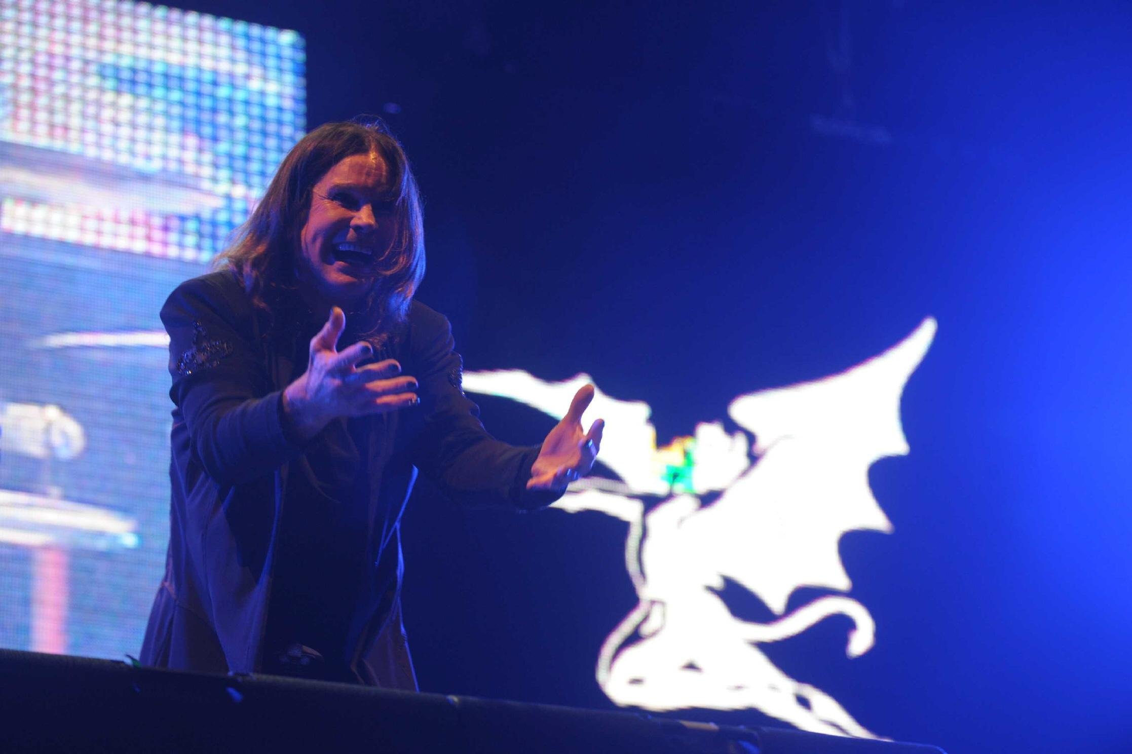 Ozzy Osbourne e companhia levantaram p&uacute;blico em Porto Alegre