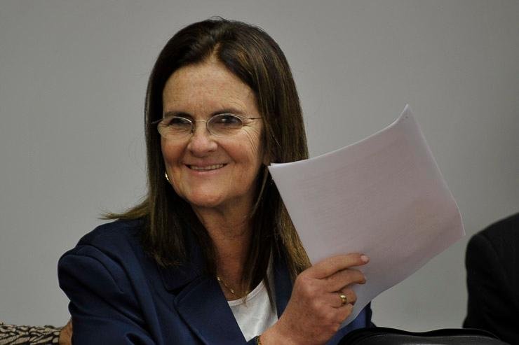 Pelo segundo ano, Gra&ccedil;a Foster &eacute; apontada como a executiva mais poderosa 