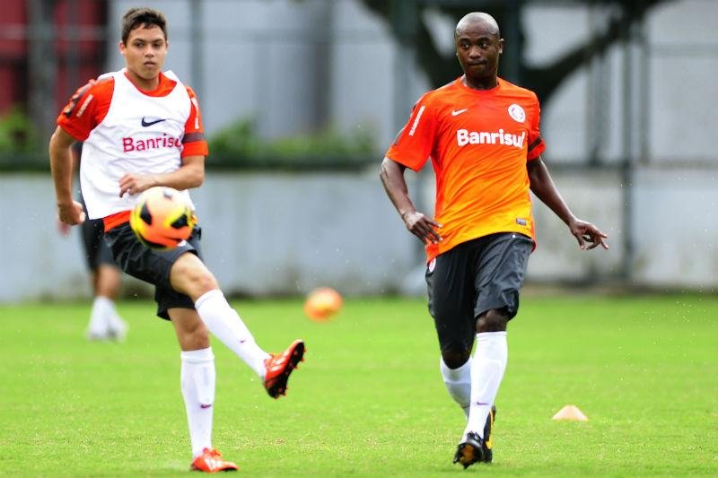 Kleber deve retornar ao time titular do Inter 