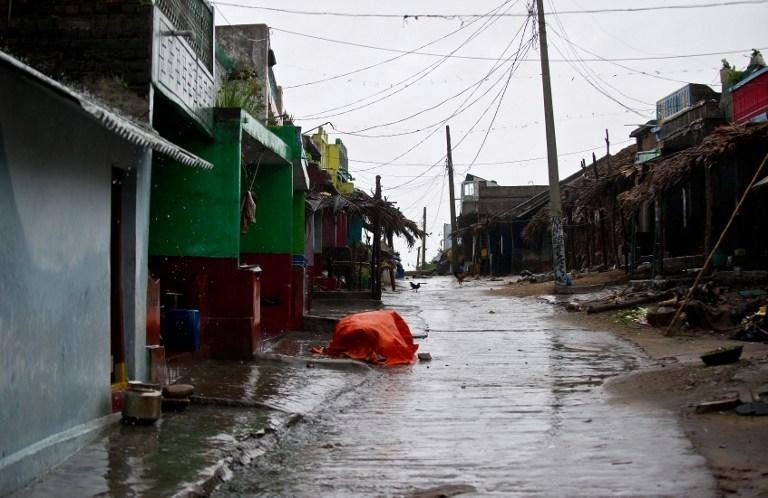 Mais de 400 mil foram evacuados de &aacute;rea onde ventos atingem 200 km/h
