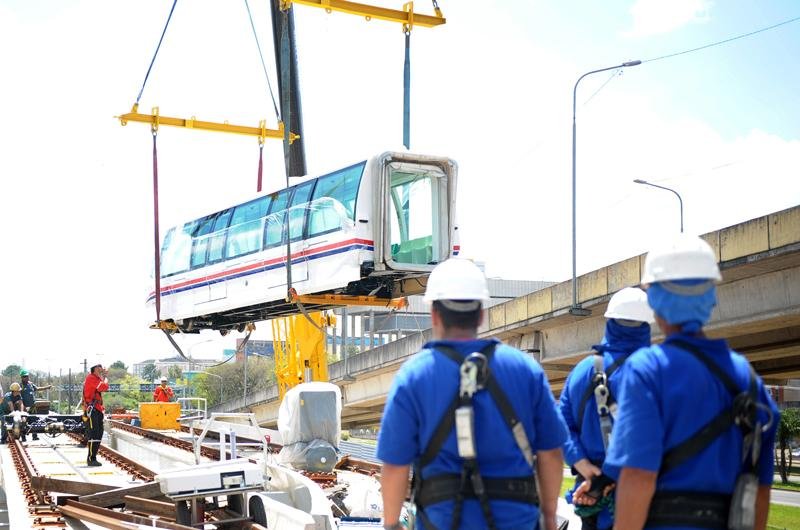 Ve&iacute;culo tem capacidade para 300 passageiros