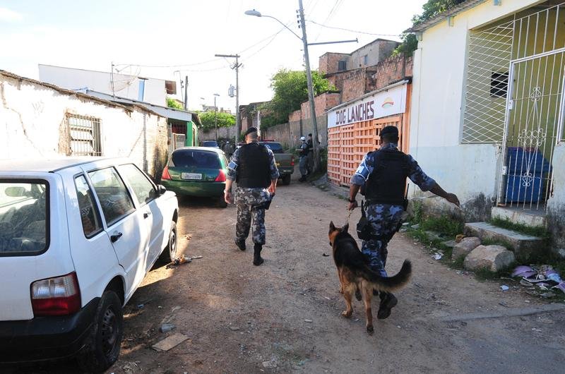 Tr&ecirc;s s&atilde;o presos em opera&ccedil;&atilde;o na zona Sul de Porto Alegre