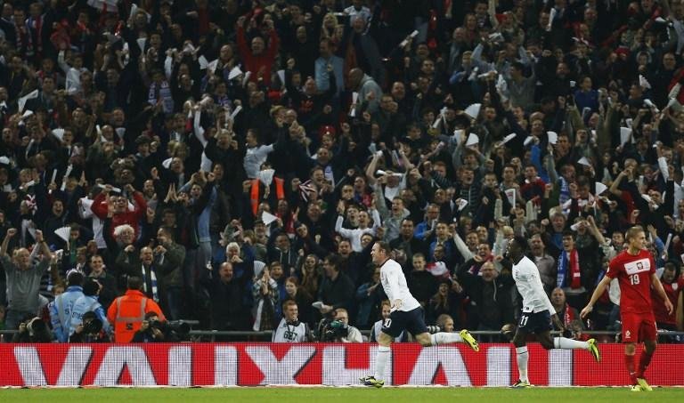 Rooney abriu o placar para a Inglaterra
