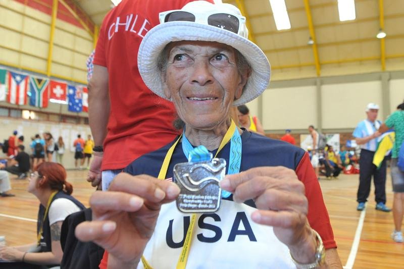 Americana Johnnye Valien revela que motiva&ccedil;&atilde;o no Mundial Master &eacute; &acute;superar os garotos`
