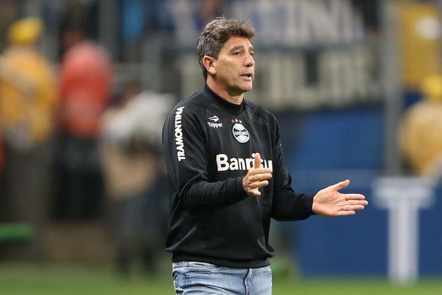 Renato cita desgaste por Copa do Brasil e descanso do Cruzeiro