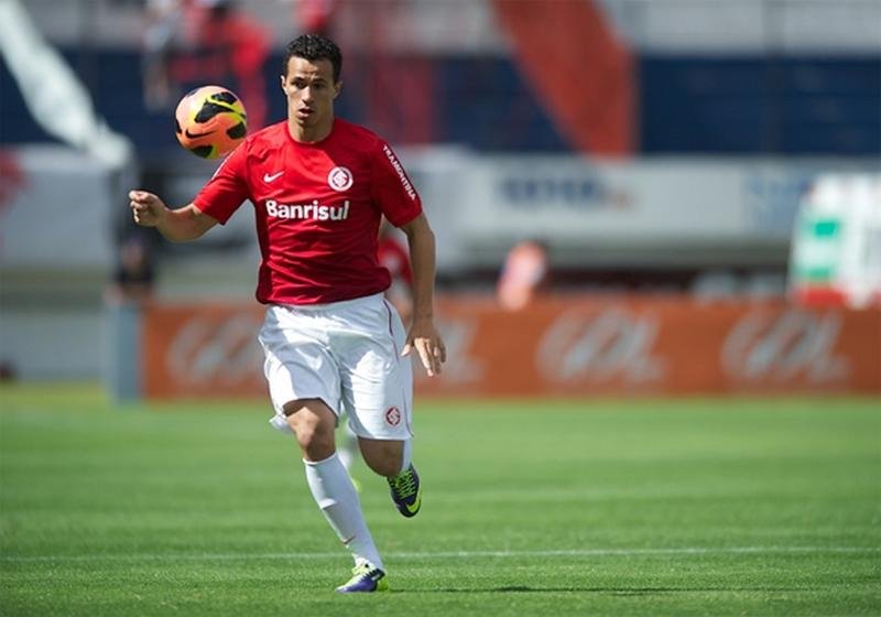 Inter descarta les&atilde;o muscular e Dami&atilde;o deve voltar em 15 dias 
