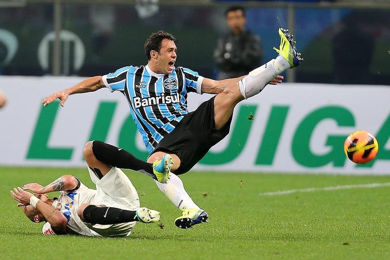 Gladiador est&aacute; fora tamb&eacute;m do jogo desta quarta pela Copa do Brasil