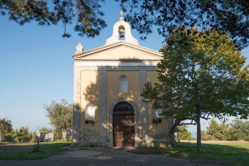 Igreja foi cuidadosamente empacotada peda&ccedil;o a peda&ccedil;o para ser enviada aos EUA