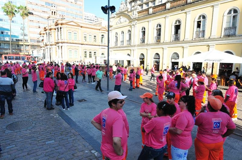 Cerca de 300 trabalhadores participaram da iniciativa