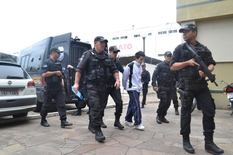 Luan compareceu a audi&ecirc;ncia nesta quinta-feira