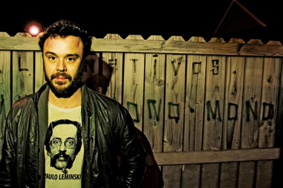 Estreia solo do cantor marca apresenta&ccedil;&atilde;o do disco Cavalo