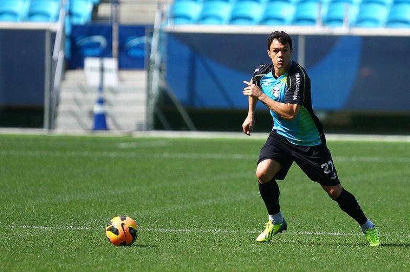 Tricolor conta com refor&ccedil;o do atacante Kleber para voltar a vencer
