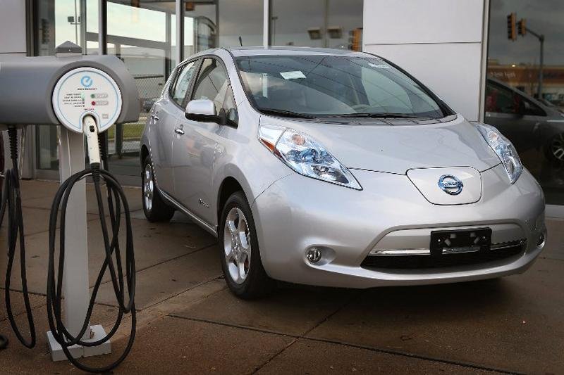 Nissan Leaf registrou 716 emplacamentos e superou concorrentes &agrave; gasolina