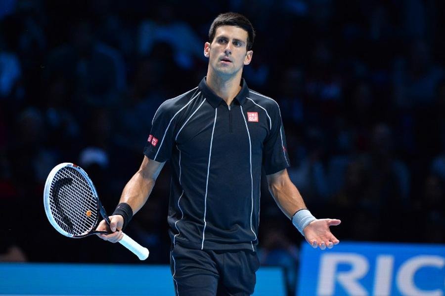 Djokovic bate Federer na estreia nas Finais da ATP de Londres