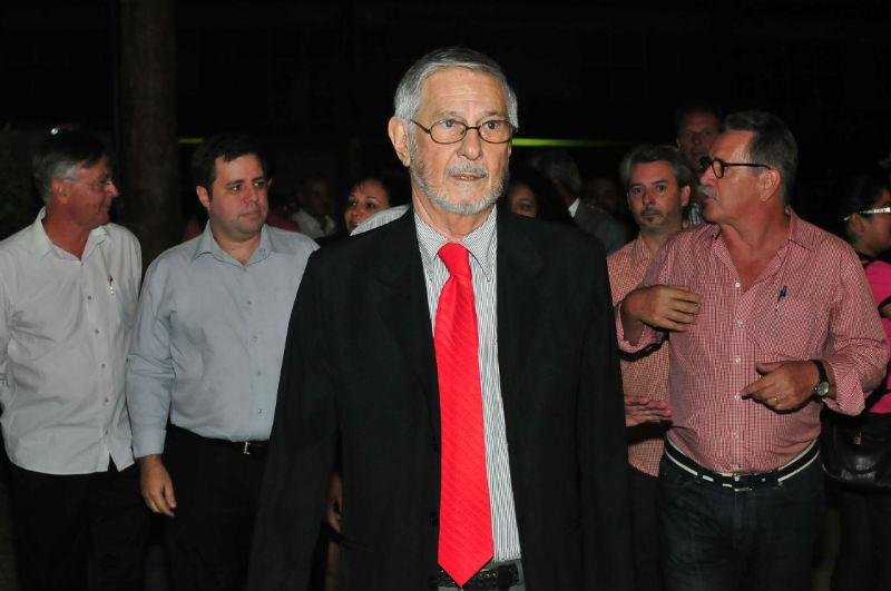 Ibsen Pinheiro aceitou pedido de reuni&atilde;o extraordin&aacute;ria no Conselho Deliberativo do Inter 
