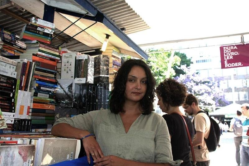 Jasmin Ramadan autografa sua obra &acute;Soul Kitchen` e participa de debates na Capital