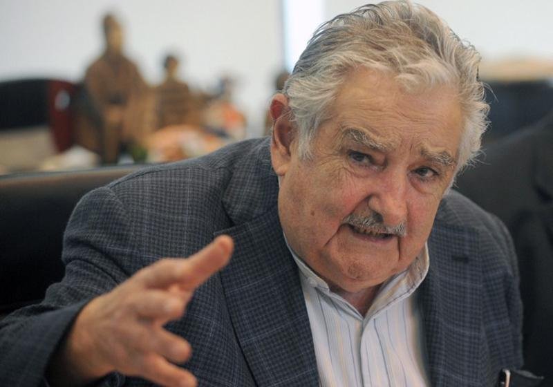 Jos&eacute; Mujica deve conjugar viagem &agrave; ida &agrave; Venezuela