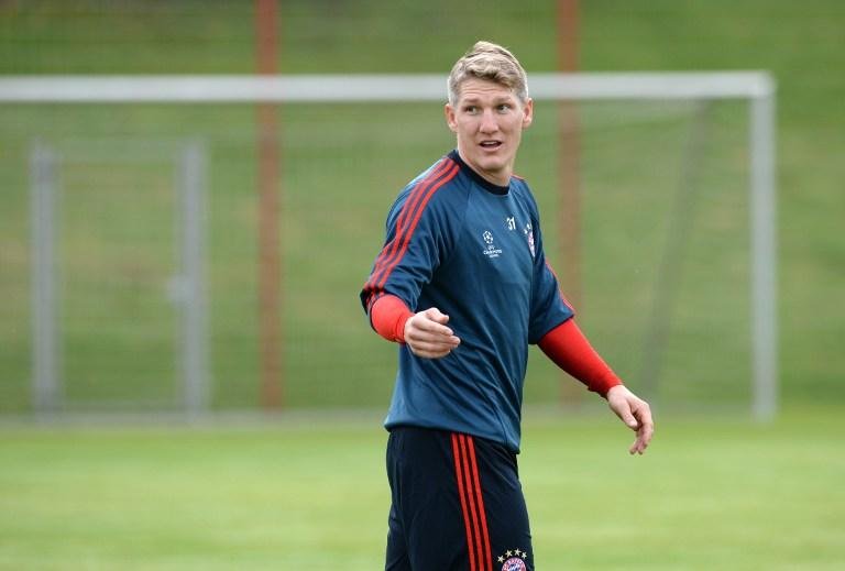 Schweinsteiger passar&aacute; por cirurgia e perder&aacute; Mundial de Clubes 