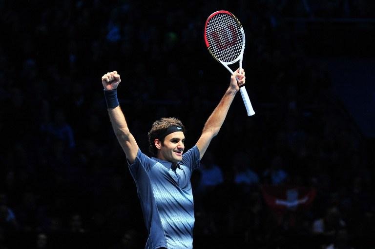 Federer bate Del Potro de virada e chega &agrave; semi do ATP Finals