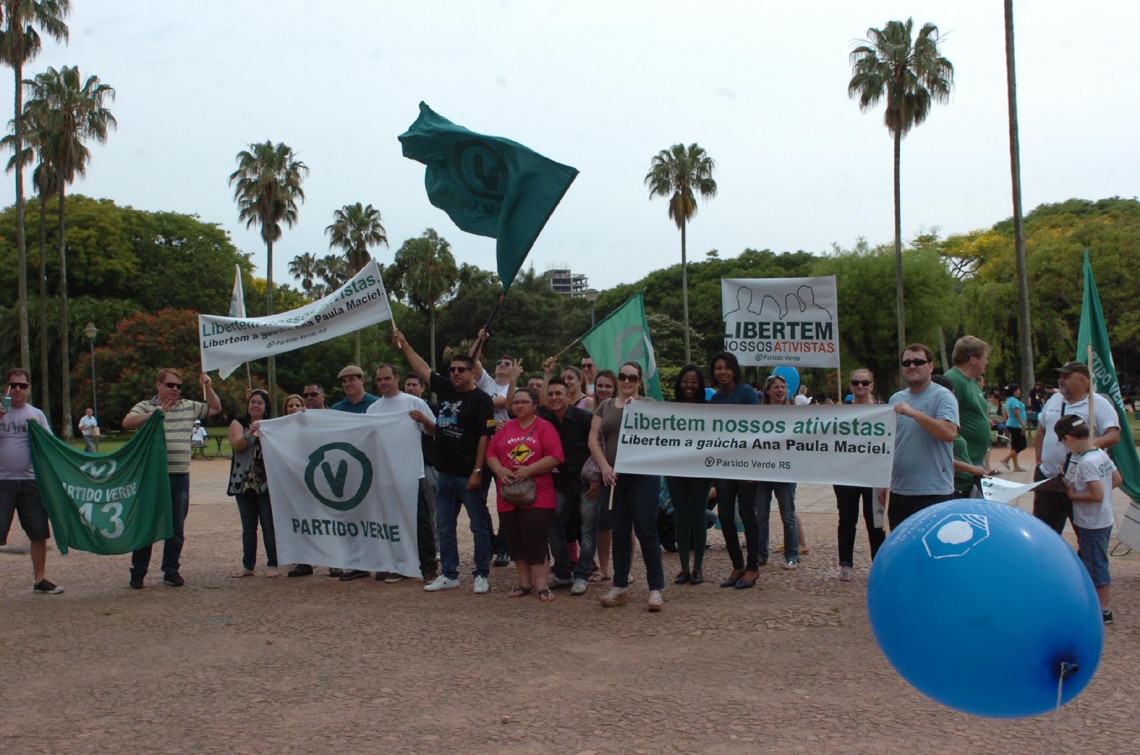 Partido Verde realizou ato em Porto Alegre pedindo liberta&ccedil;&atilde;o de bi&oacute;loga
