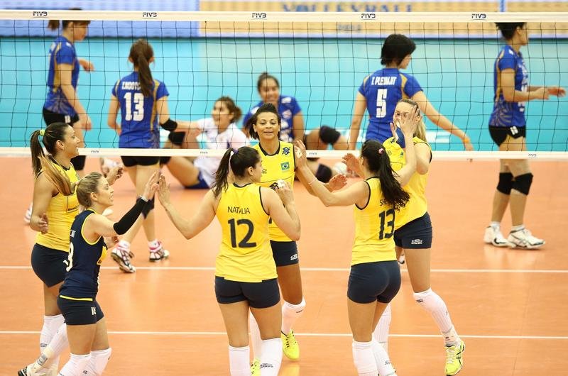 Sele&ccedil;&atilde;o feminina de v&ocirc;lei faz 3 sets a 0 nas asi&aacute;ticas e chegou a seis pontos no torneio