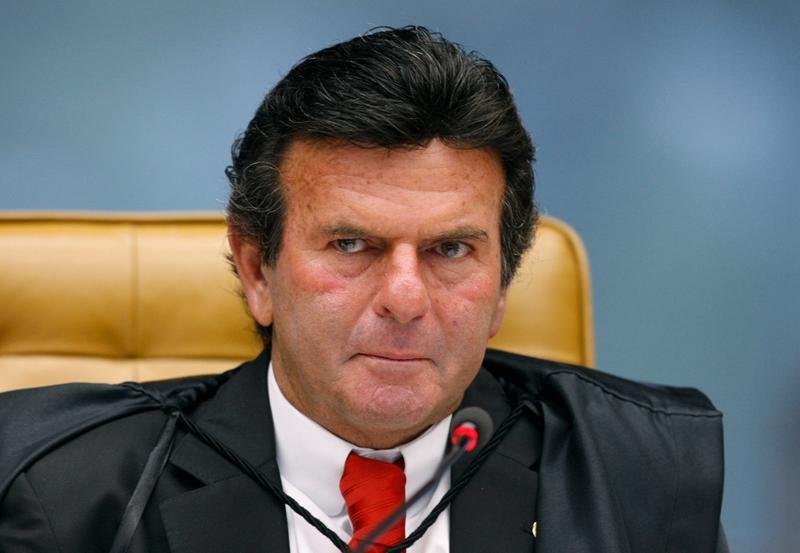 Ministros analisam novos embargos de declara&ccedil;&atilde;o dos r&eacute;us do mensal&atilde;o