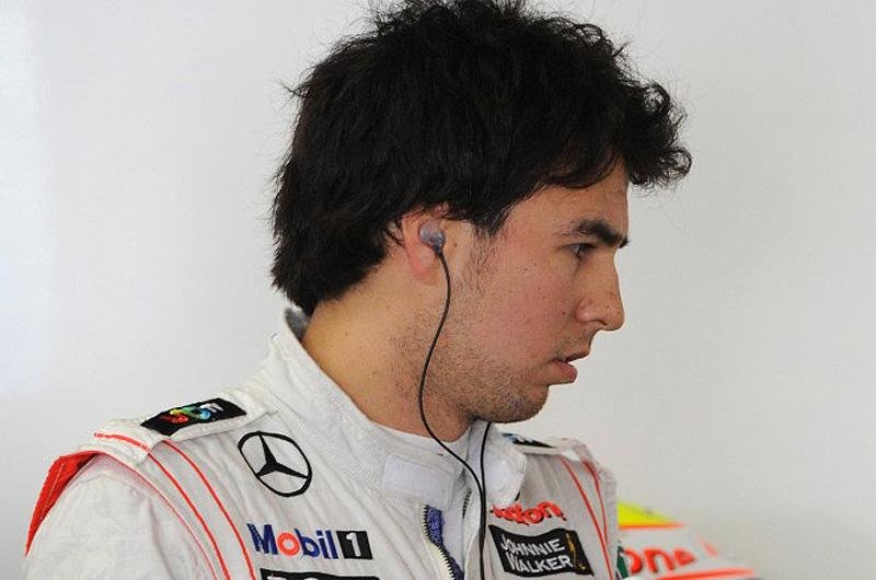 Sergio P&eacute;rez anuncia que deixar&aacute; a McLaren em 2014