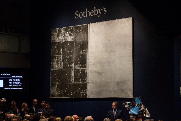 Obra de Andy Warhol &eacute; leiloada por 105 milh&otilde;es de d&oacute;lares