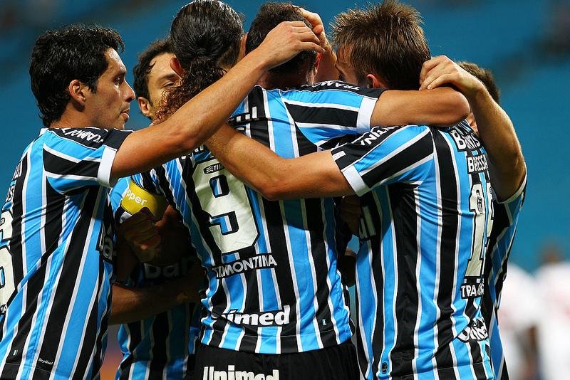 Tricolor quebrou jejum de sete jogos sem vit&oacute;ria na quarta