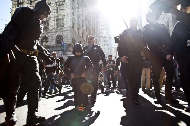 Mile Scott virou Bat Kid na luta contra o crime em S&atilde;o Francisco
