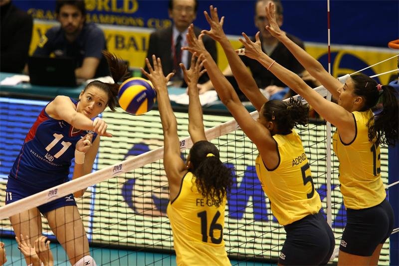 V&ocirc;lei feminino bate R&uacute;ssia e fica perto de vencer Copa dos Campe&otilde;es